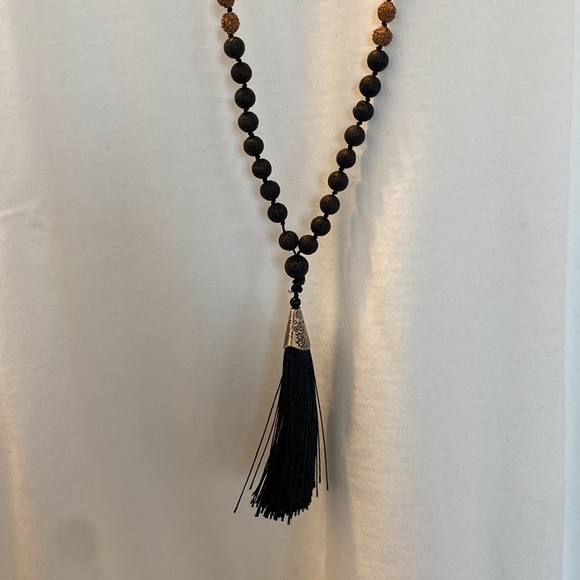 Tassel Pendant necklace - Picture 2 of 5